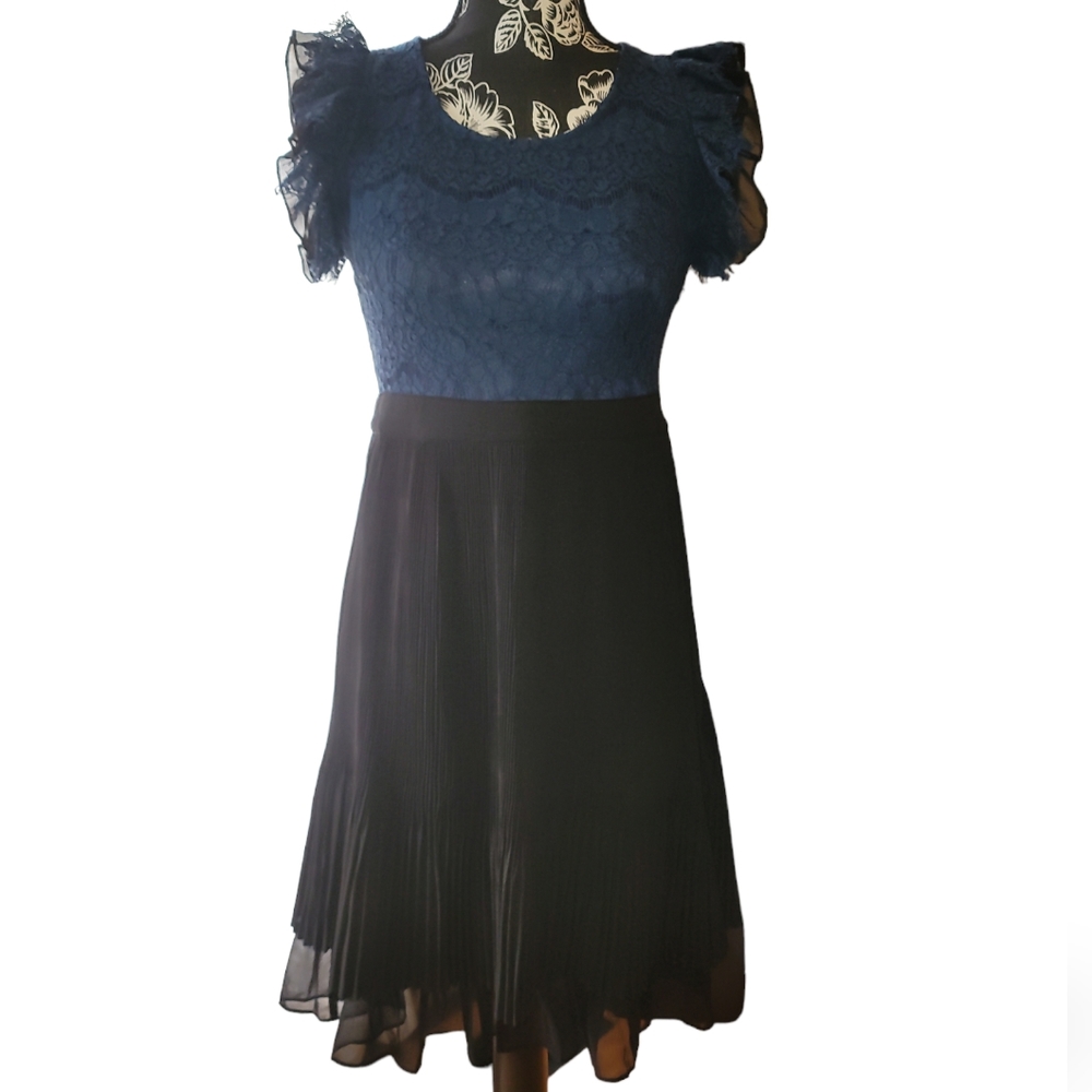 A'reve colorbock womens blue and black pleated dress size s